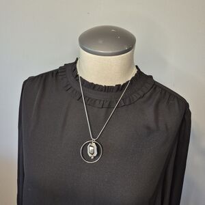925 Sterling Silver Snake Chain With Faceted Stone In Silver Circle Pendant